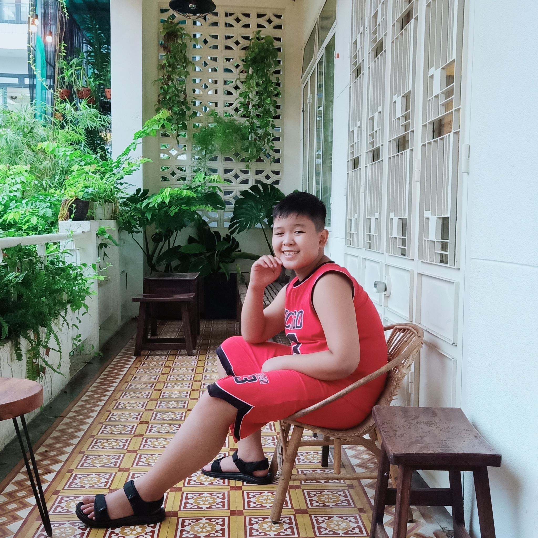 Tuân Rat Yeu Thảo